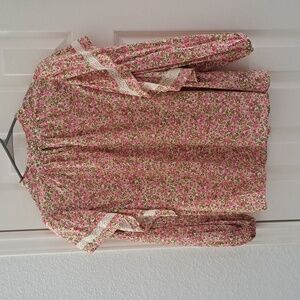 WHO WHAT WEAR  Pink Floral Peasant Blouse Ruffle Lace Sz  Med